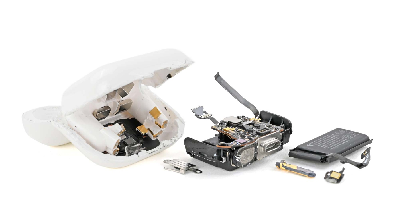 Reaching the battery inside the AirPods 5 charging case left the case destroyed