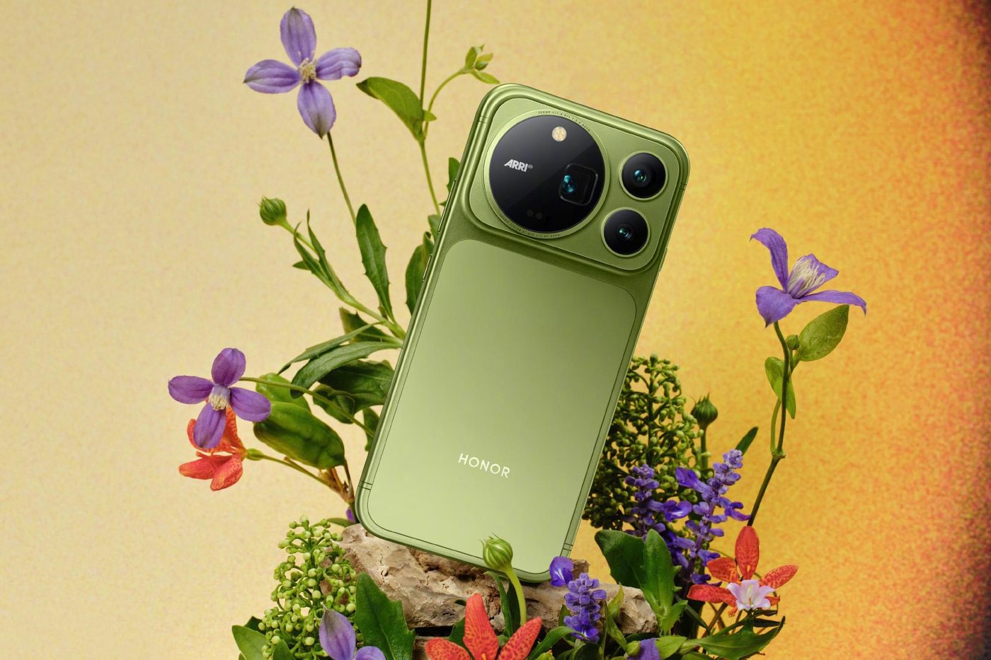 Honor Magic 9 Pro Max showing triple camera array on rear panel