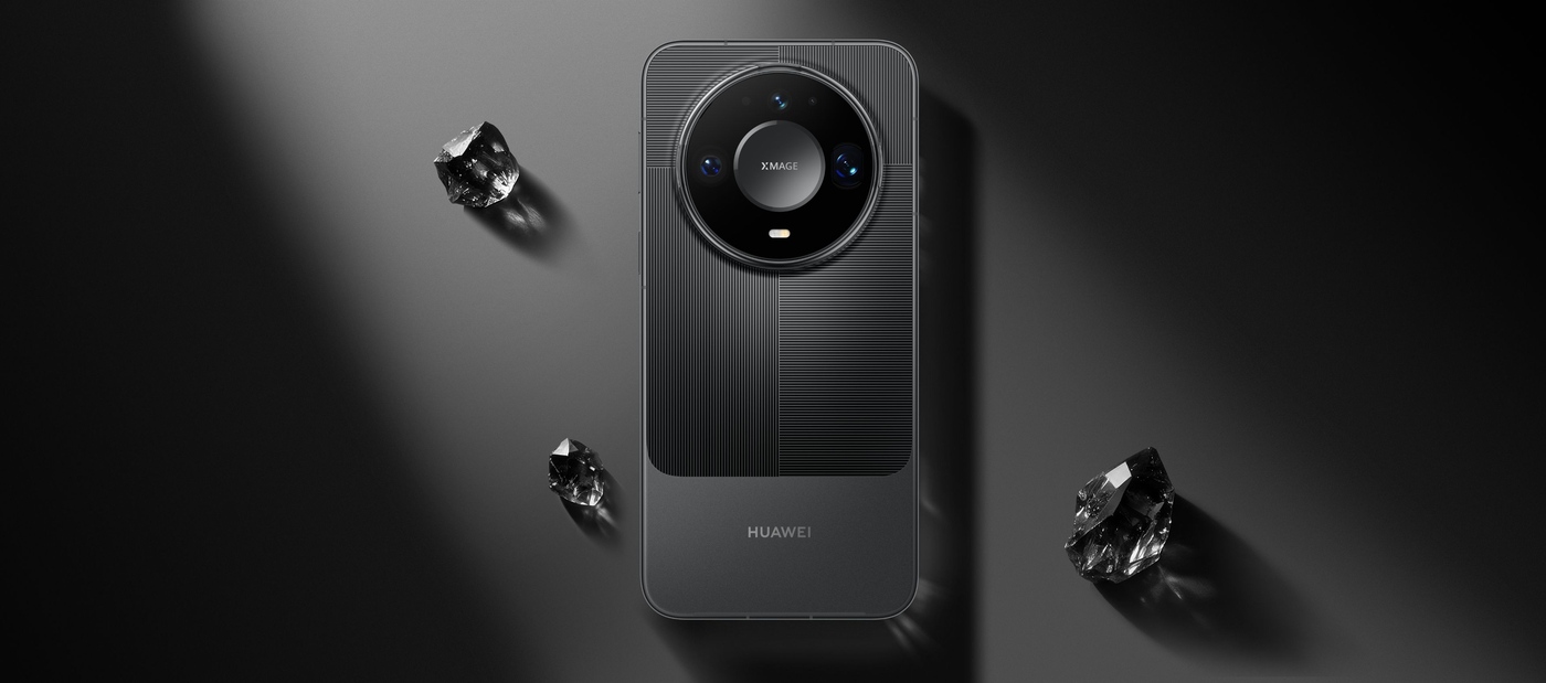 Huawei Mate 90 camera module detail
