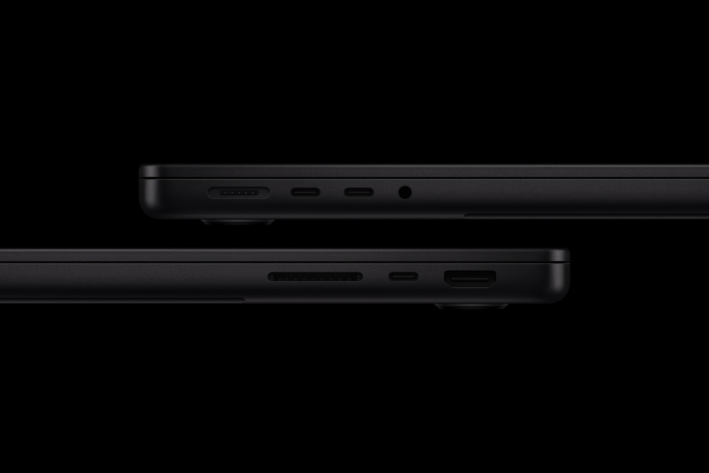 The ports on the 14-inch MacBook Pro with M6.
