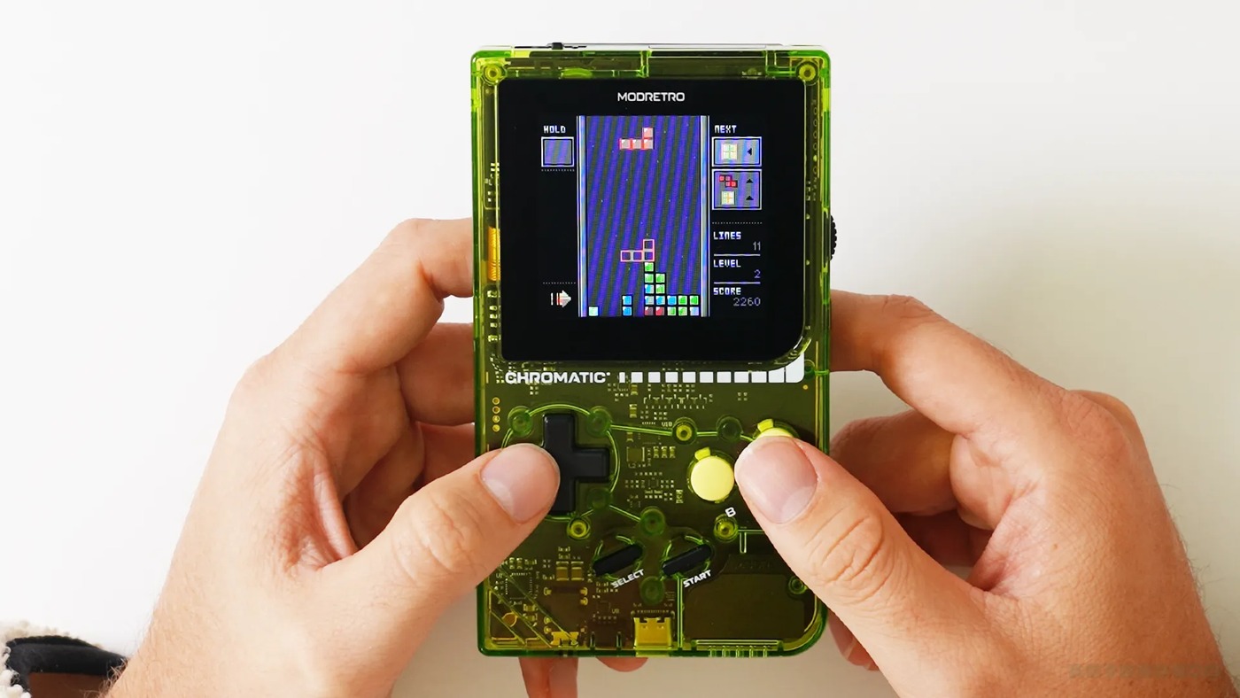 Transparent Tetris cartridge bundled with Chromatic Transparent