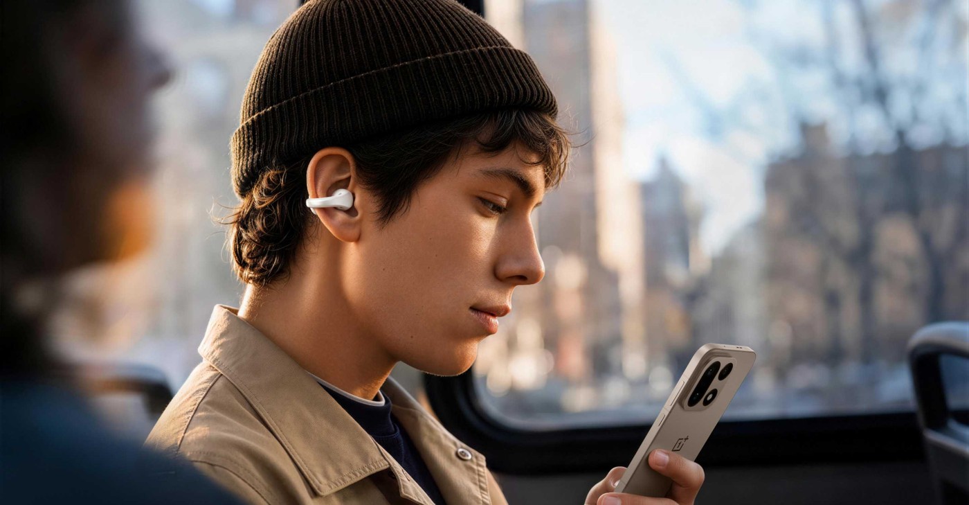 The Buds Clip are designed for commutes and city streets.