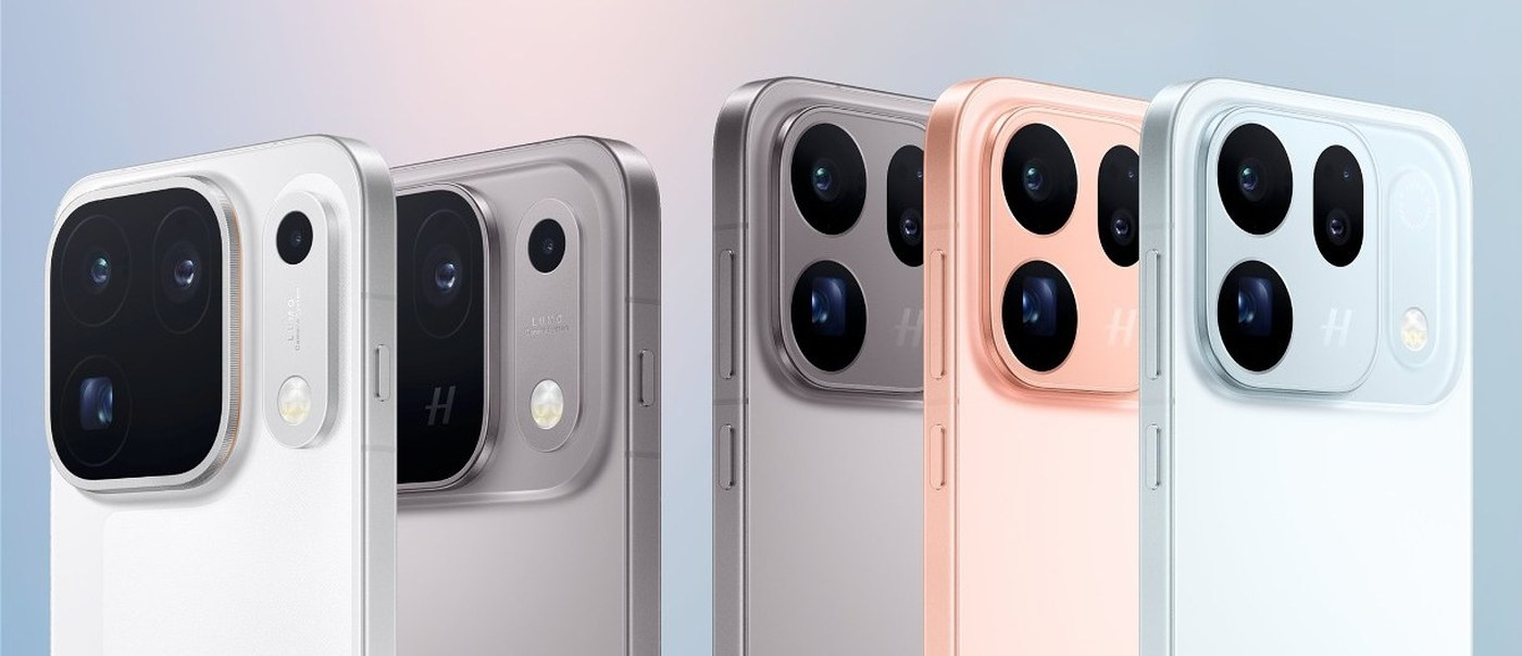 The Oppo Find X10 series in its launch colors.