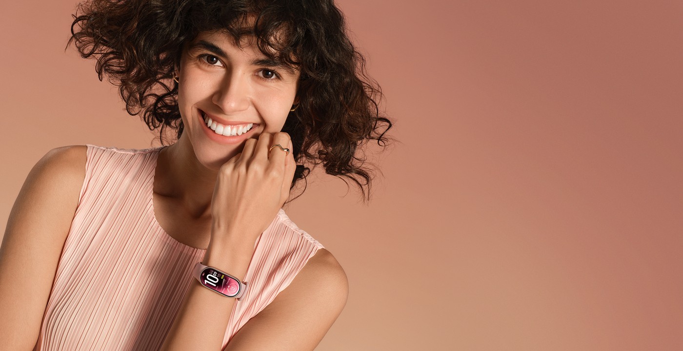 The Smart Band 11 on the wrist.